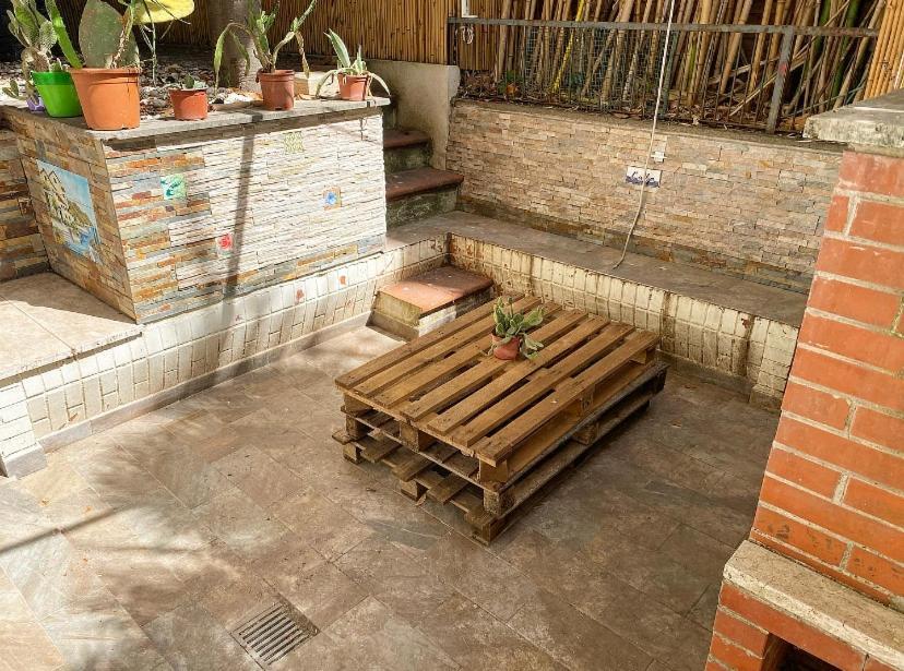 Apartment Loft With Little Backyard And Patio